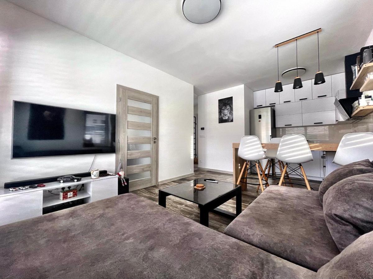 Patrik Apartments Lipótszentmiklós Kültér fotó